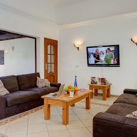 Willa Playa Blanca Sleeps 8 Pool Wifi T334676
