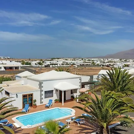 Willa Playa Blanca Sleeps 8 Pool Wifi T334676 Playa Blanca (Lanzarote)