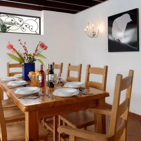 Playa Blanca Sleeps 8 Pool Wifi T334676 Playa Blanca (Lanzarote)