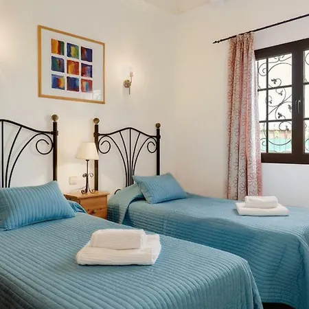 Willa Playa Blanca Sleeps 8 Pool Wifi T334676 Playa Blanca (Lanzarote)